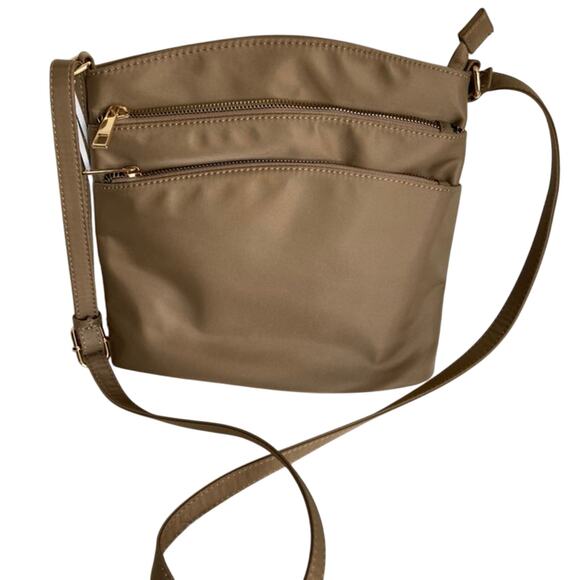 Brand New Alyssa Los Angeles New York Triple Zip Pocket Large Crossbody Brown - Picture 1 of 5